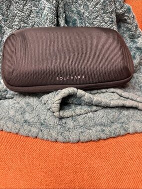 Solgaard Black Tech Organizer Case